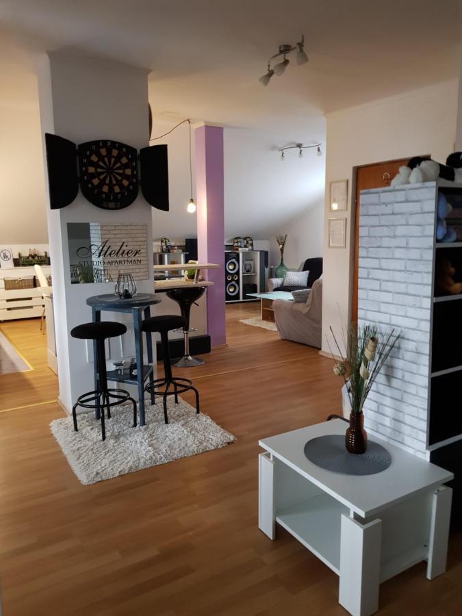 Apartman Atelier Карловац Экстерьер фото