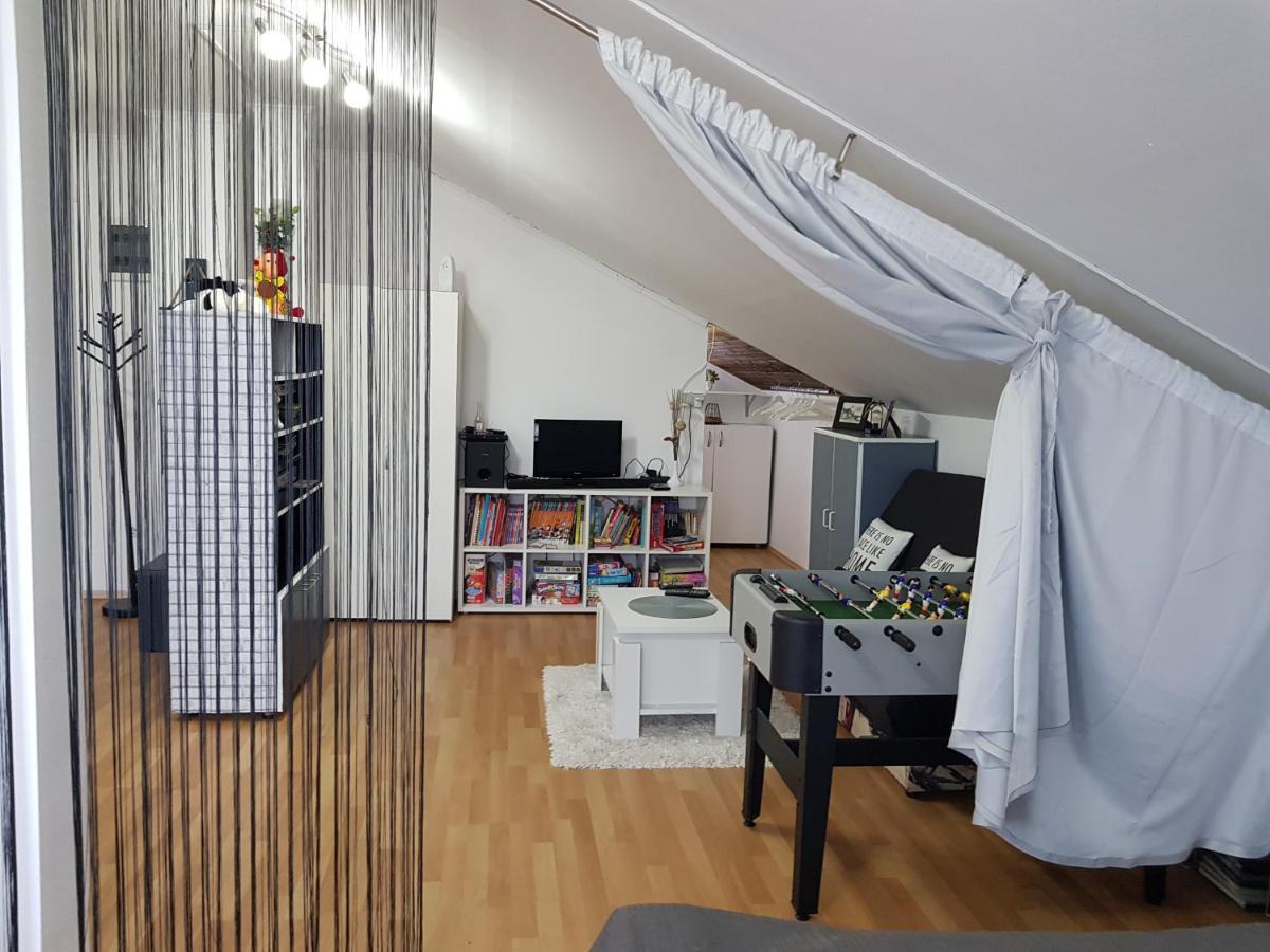 Apartman Atelier Карловац Экстерьер фото