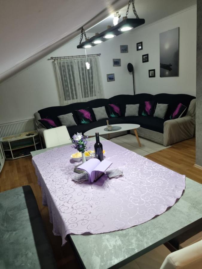Apartman Atelier Карловац Экстерьер фото